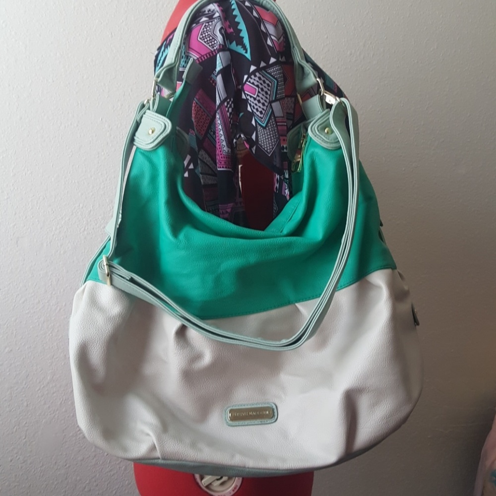 Oversize slouchy handbag